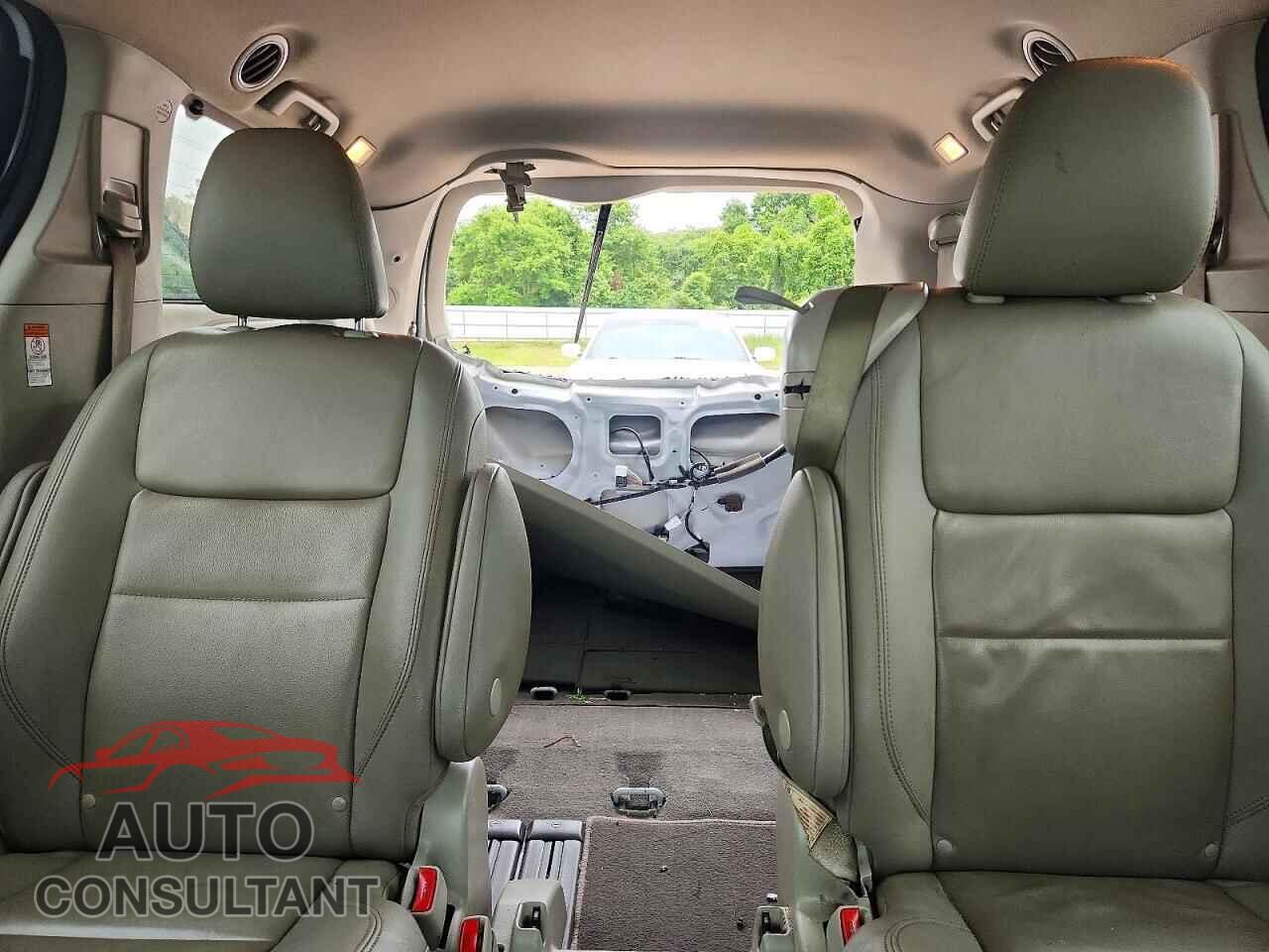 TOYOTA SIENNA 2020 - 5TDYZ3DC2LS053539