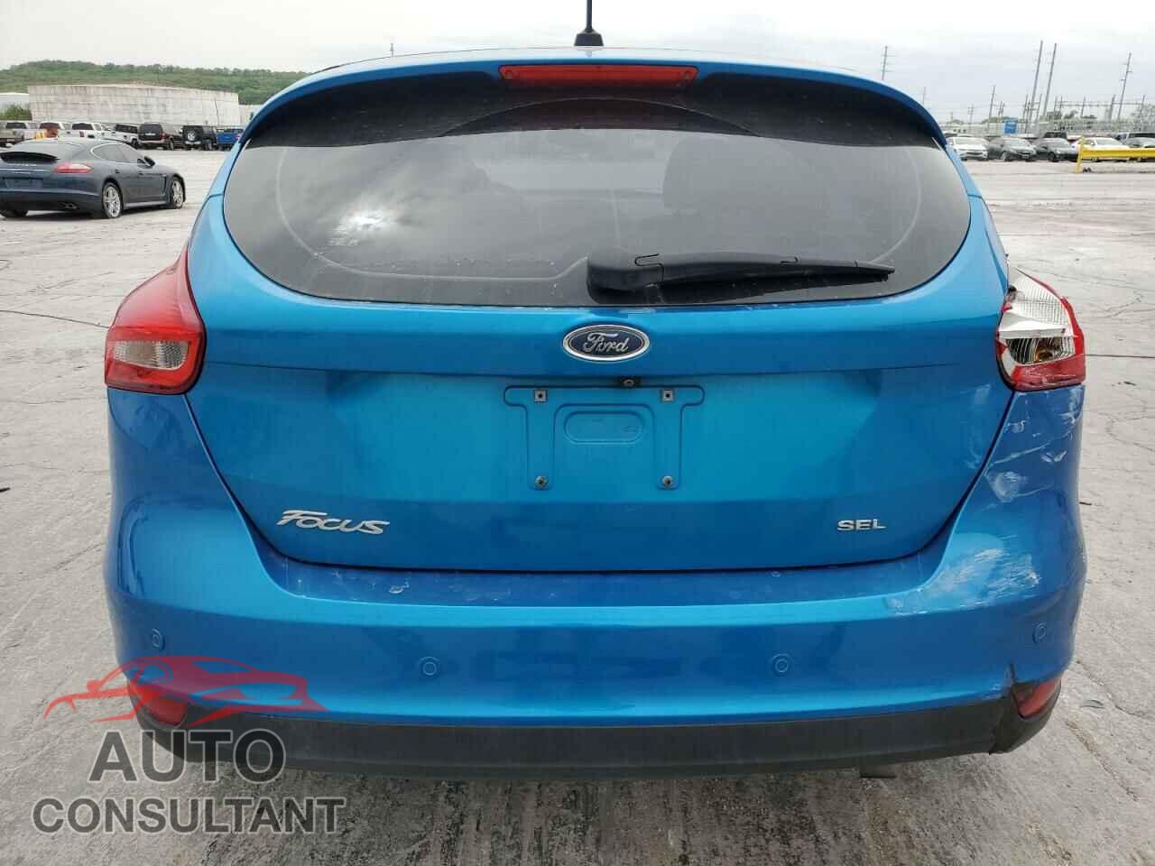 FORD FOCUS 2017 - 1FADP3M28HL244893