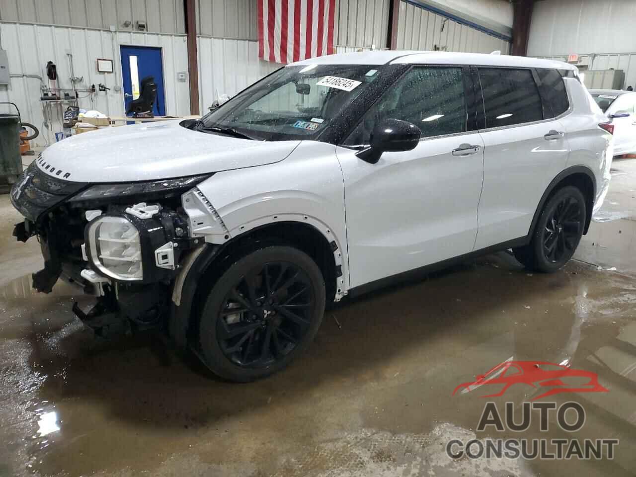 MITSUBISHI OUTLANDER 2023 - JA4J4UA80PZ038557