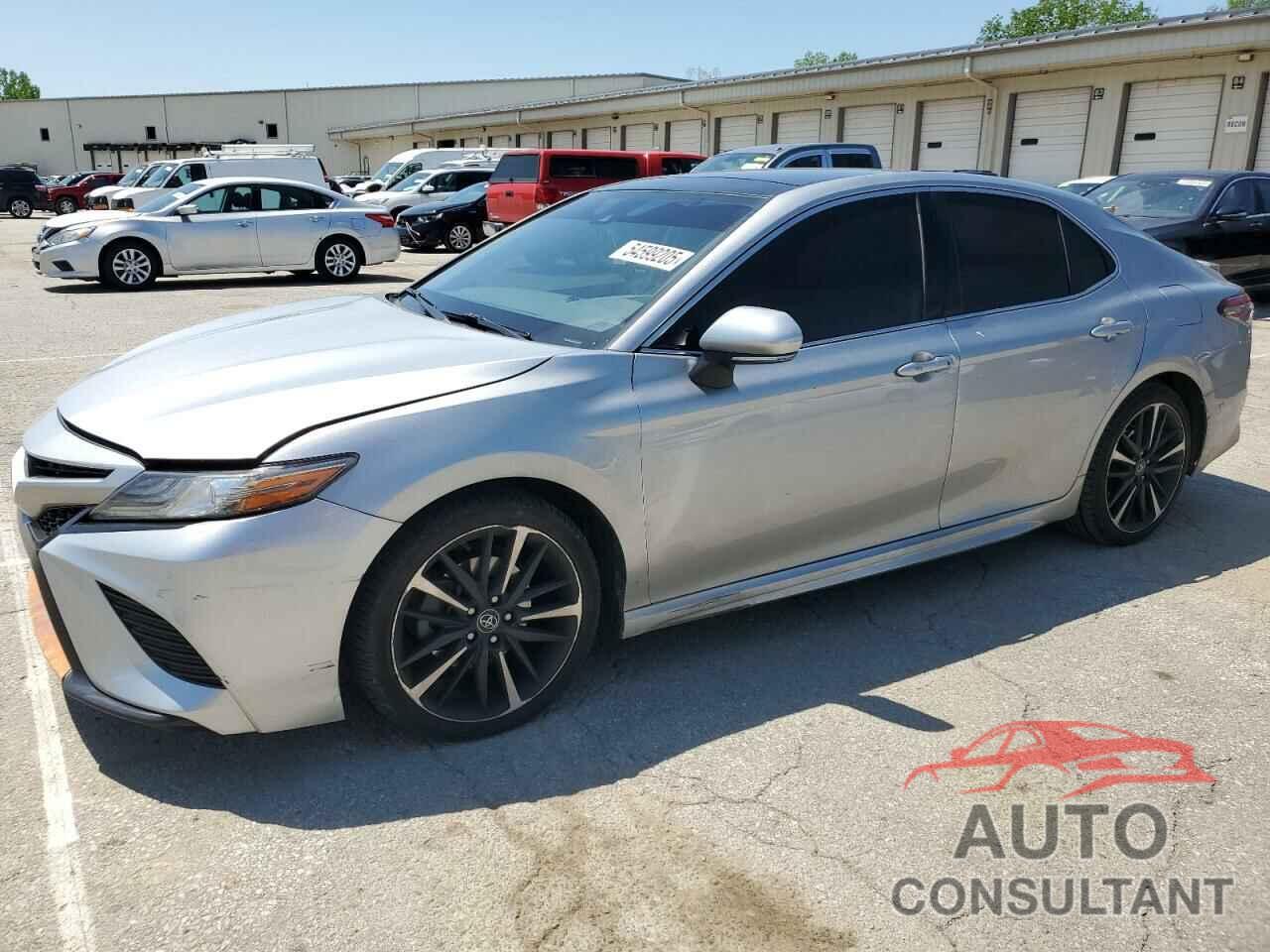 TOYOTA CAMRY 2019 - 4T1B61HK8KU193895