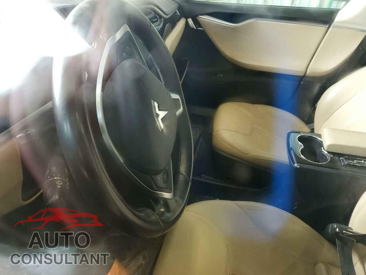 TESLA MODEL S 2013 - 5YJSA1DN1DFP12218