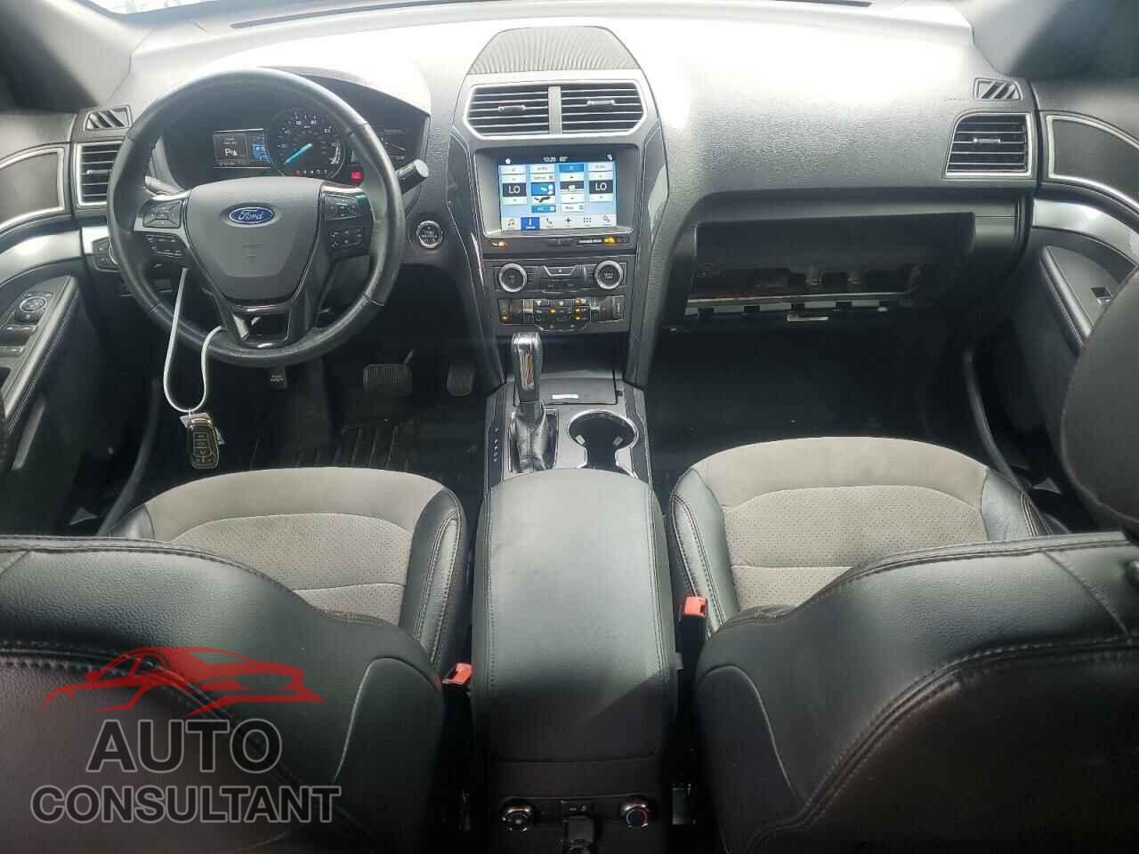 FORD EXPLORER 2017 - 1FM5K7D83HGE22982