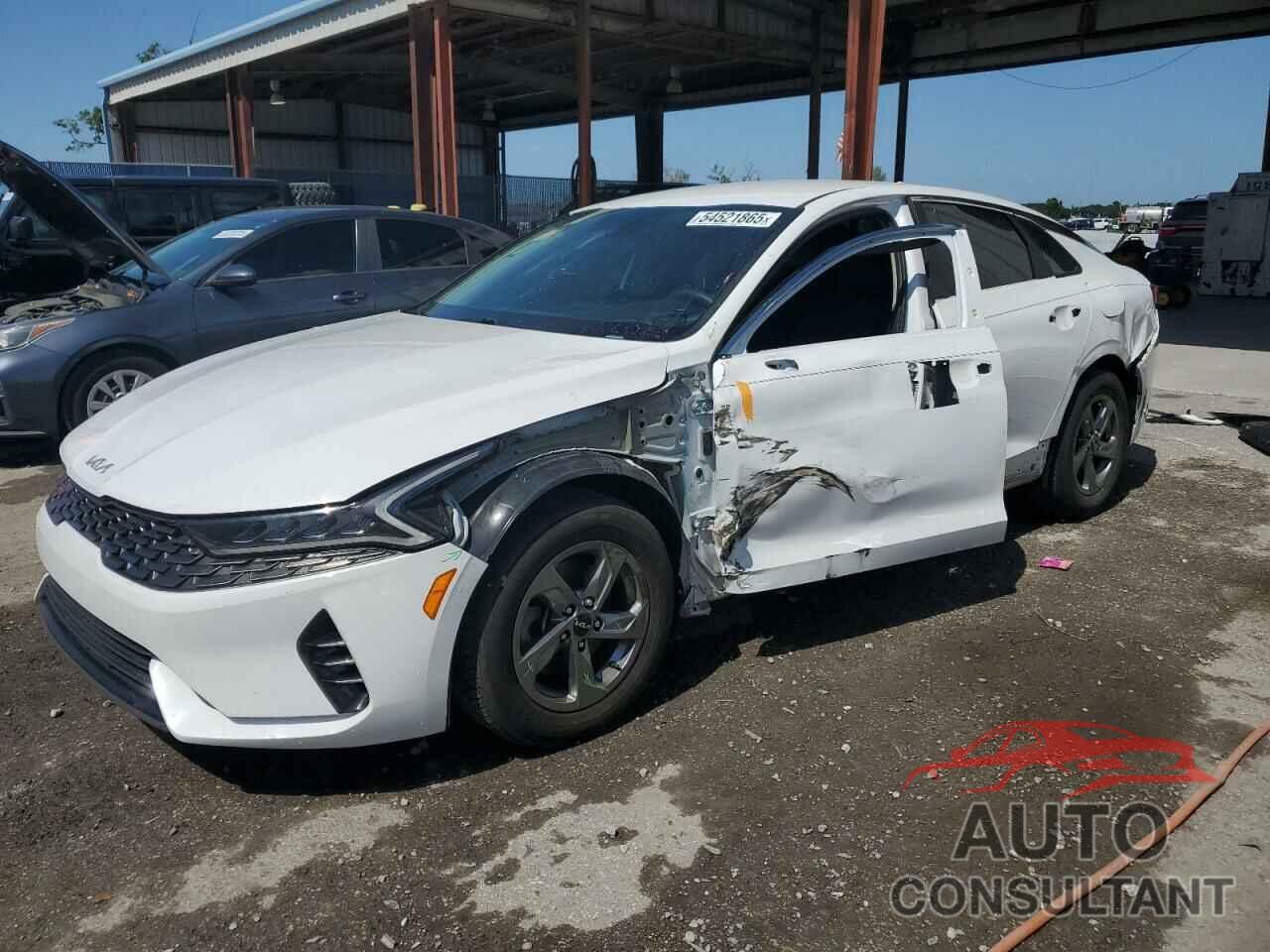 KIA K5 2022 - 5XXG14J2XNG085440
