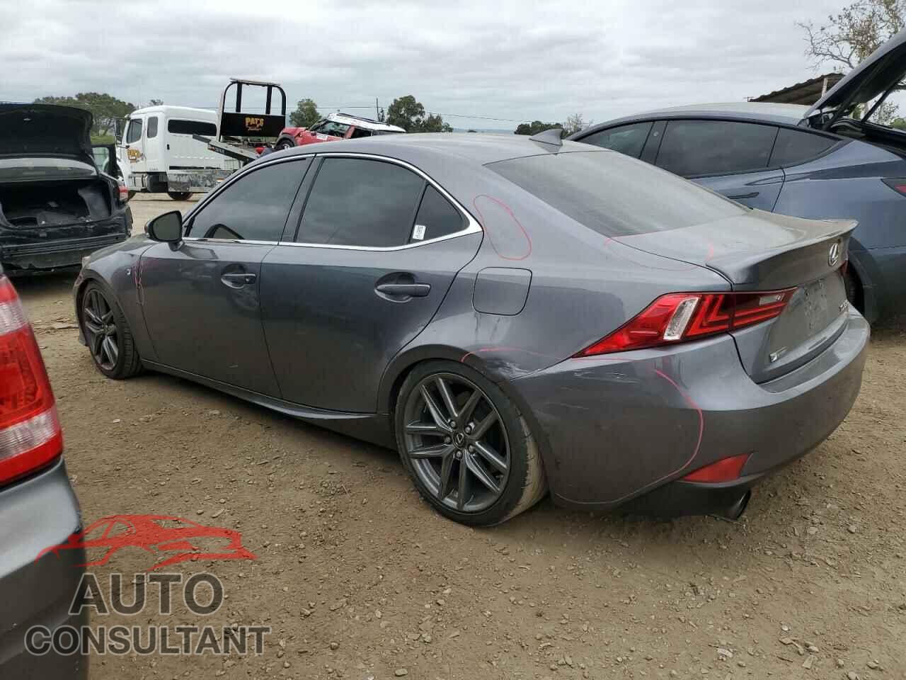 LEXUS IS 2015 - JTHBE1D22F5020630