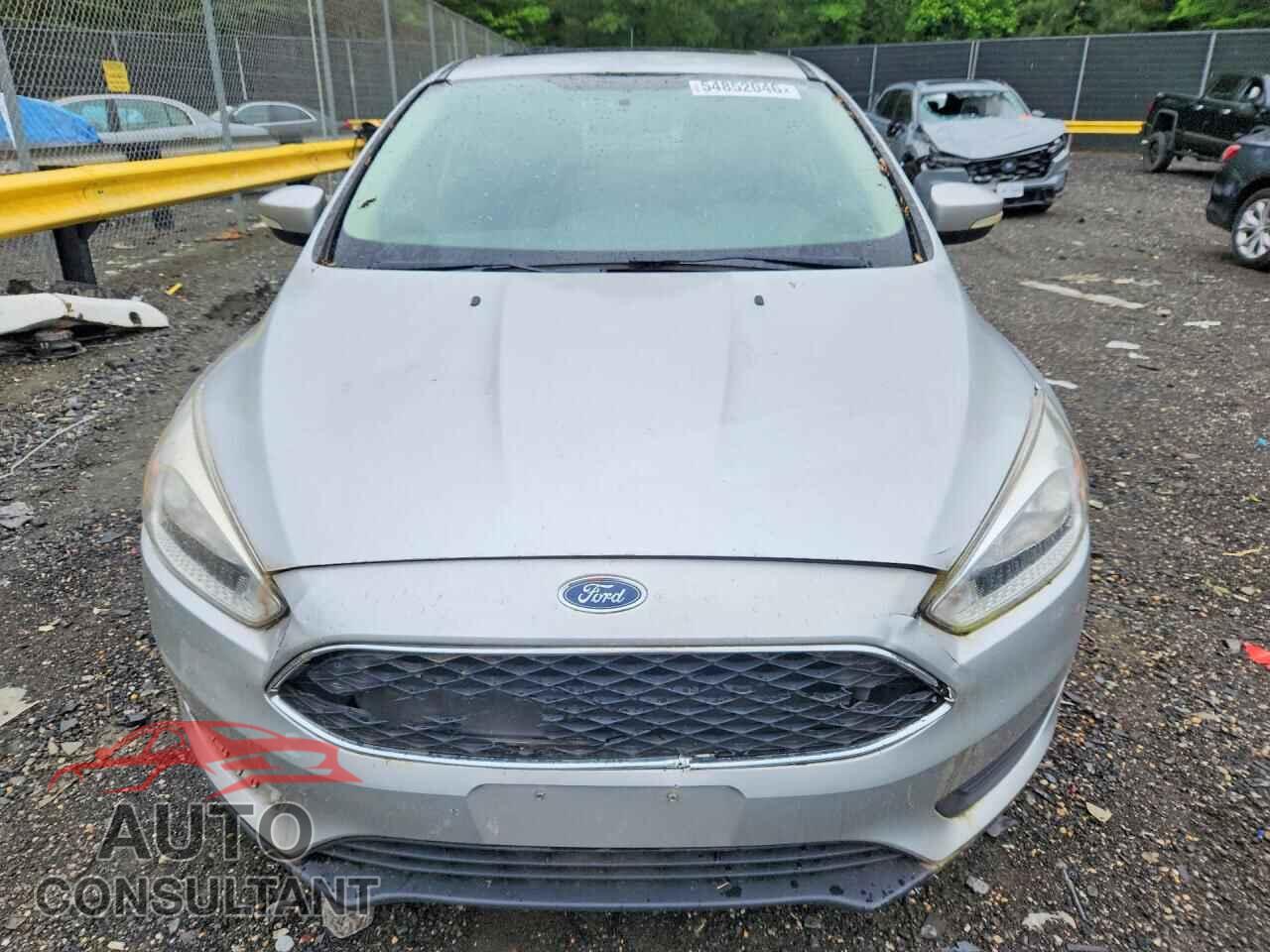 FORD FOCUS 2016 - 1FADP3F2XGL389431