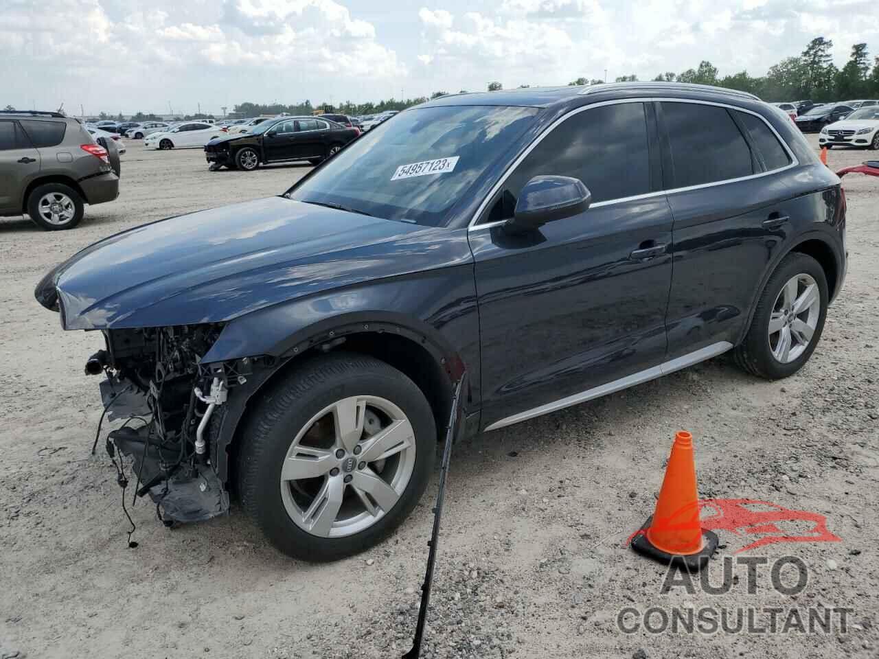 AUDI Q5 2018 - WA1BNAFY0J2085418