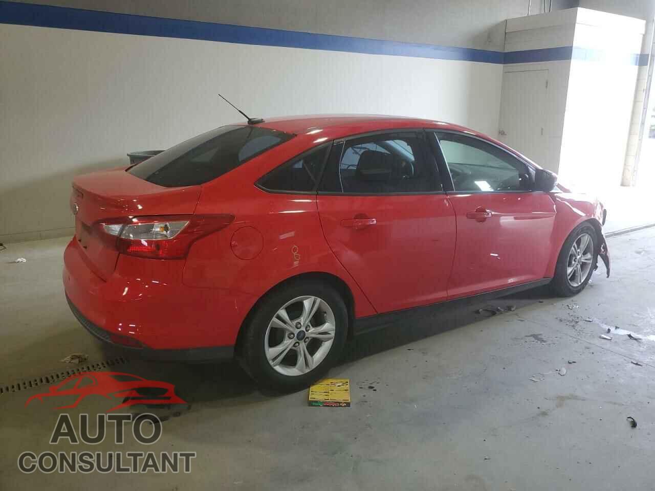 FORD FOCUS 2014 - 1FADP3F2XEL243947