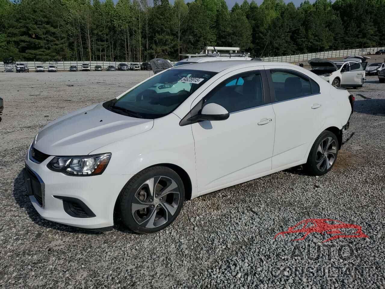 CHEVROLET SONIC 2017 - 1G1JF5SB6H4145555