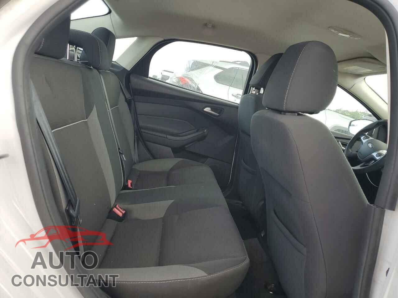 FORD FOCUS 2013 - 1FADP3F24DL267952