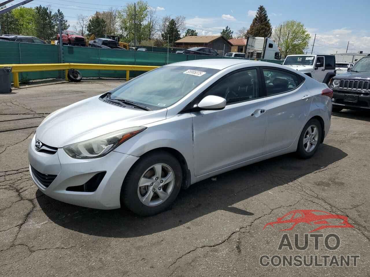 HYUNDAI ELANTRA 2015 - KMHDH4AE2FU439600