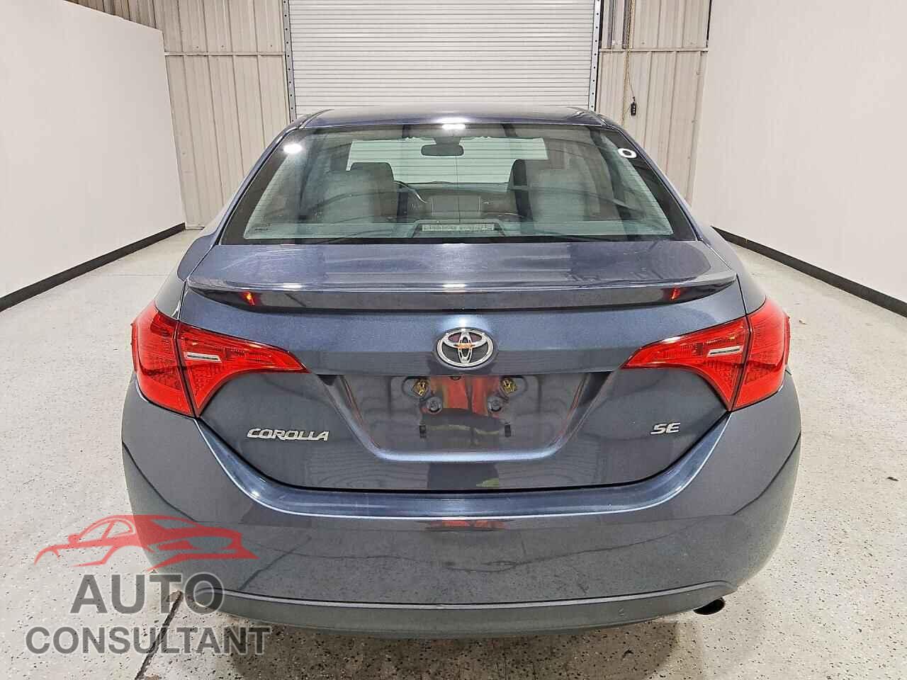 TOYOTA COROLLA 2017 - 2T1BURHEXHC774047