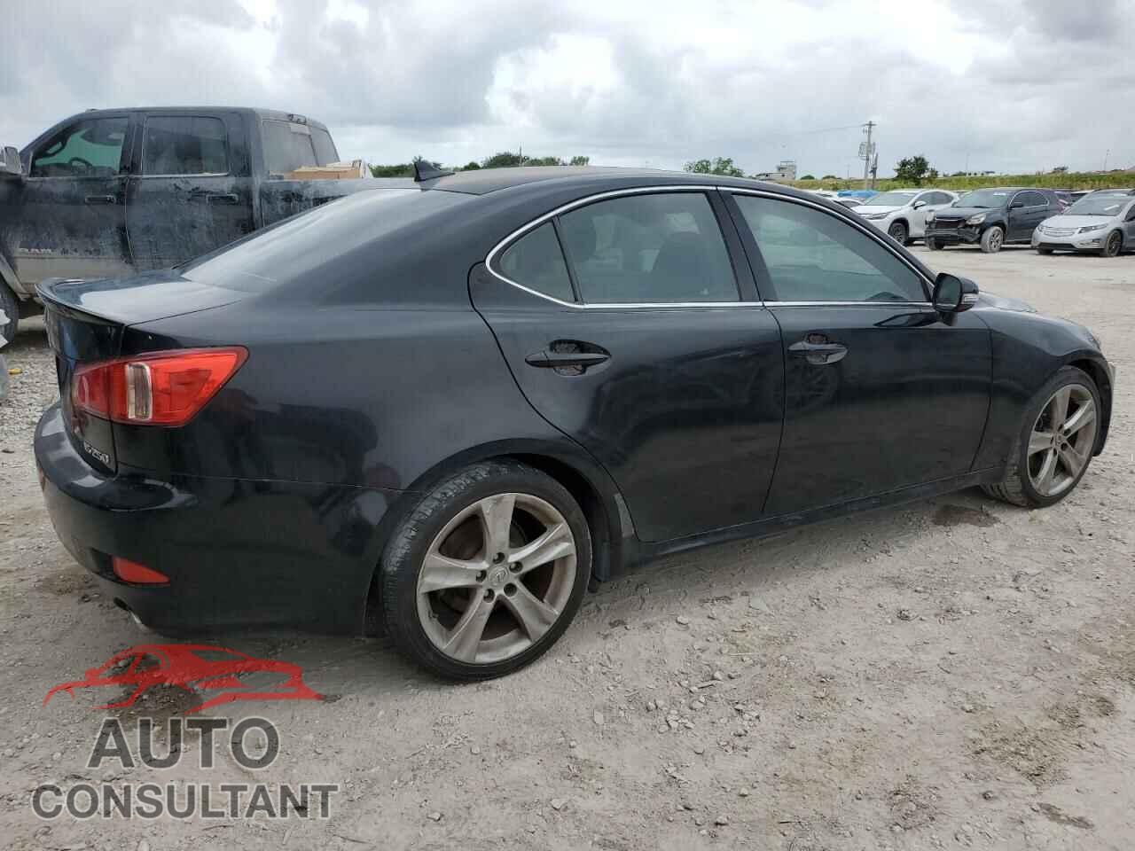 LEXUS IS 2011 - JTHBF5C23B5138637
