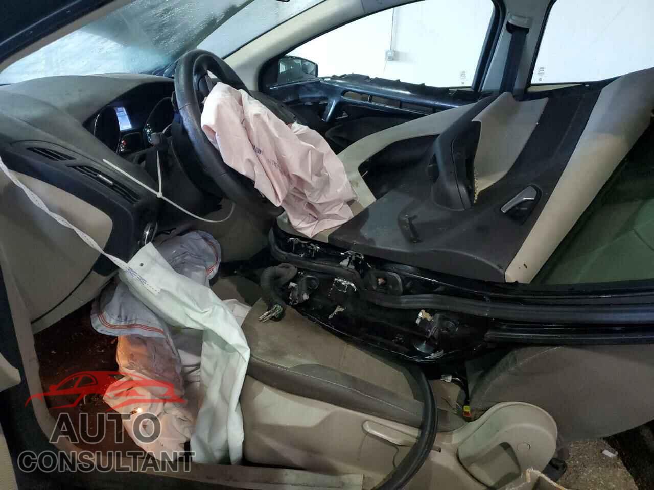 FORD FOCUS 2014 - 1FADP3F20EL182401