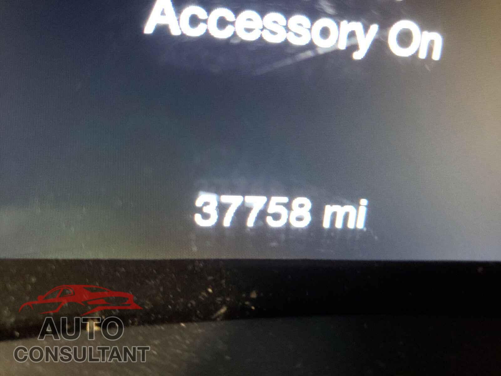 DODGE DURANGO 2018 - 1C4RDJDGXJC174425