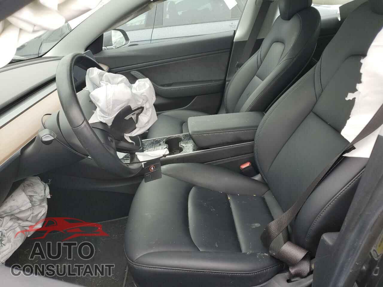 TESLA MODEL 3 2018 - 5YJ3E1EA0JF047733