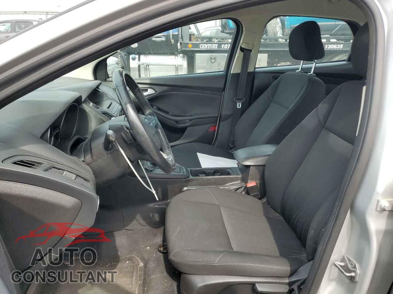 FORD FOCUS 2016 - 1FADP3F26GL404474