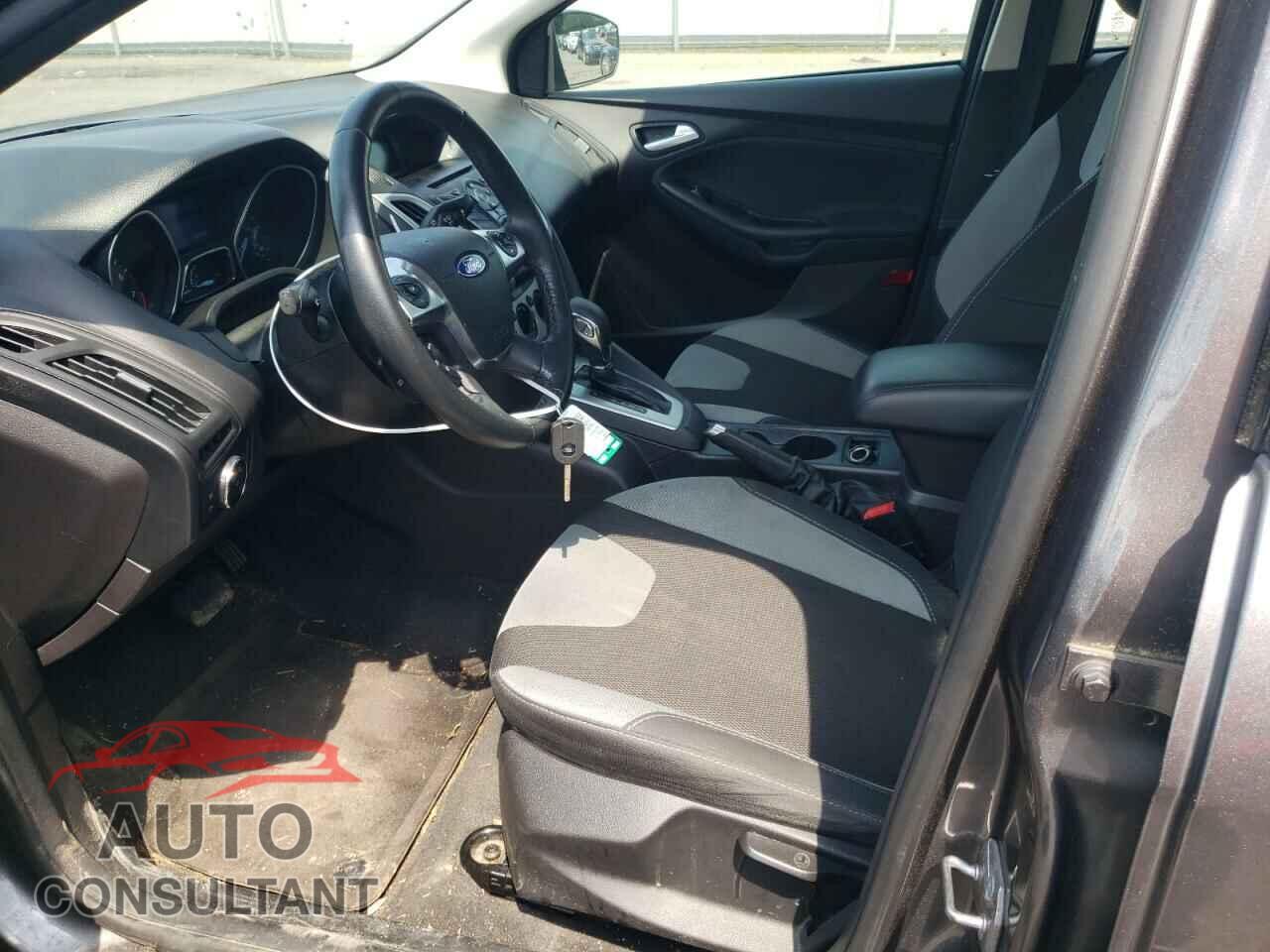 FORD FOCUS 2014 - 1FADP3F28EL342217