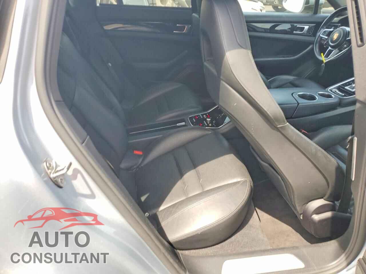 PORSCHE PANAMERA 2017 - WP0AB2A71HL121703