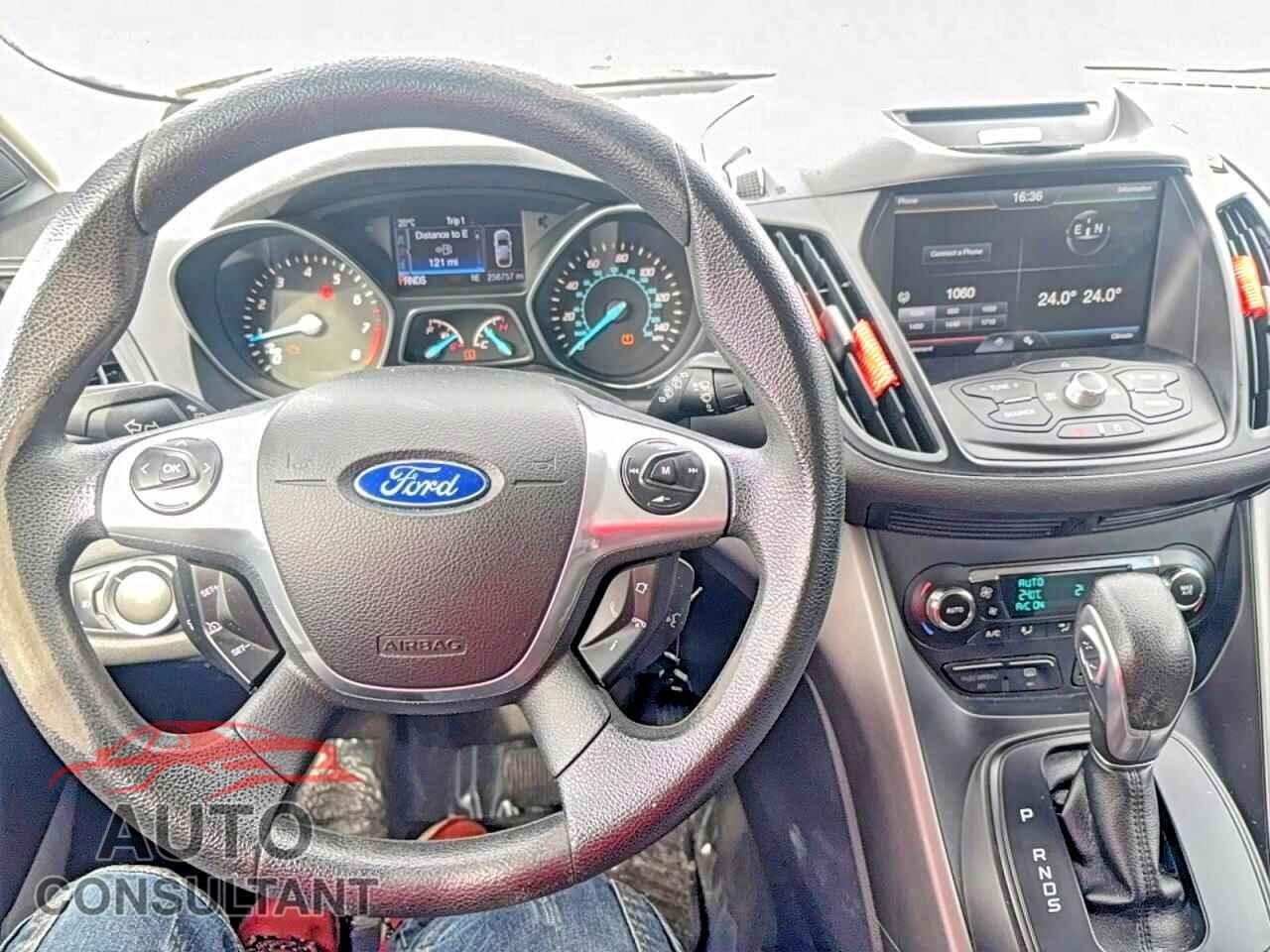 FORD ESCAPE 2014 - 1FMCU9G98EUC77338