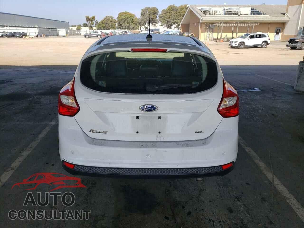 FORD FOCUS 2012 - 1FAHP3M29CL331714