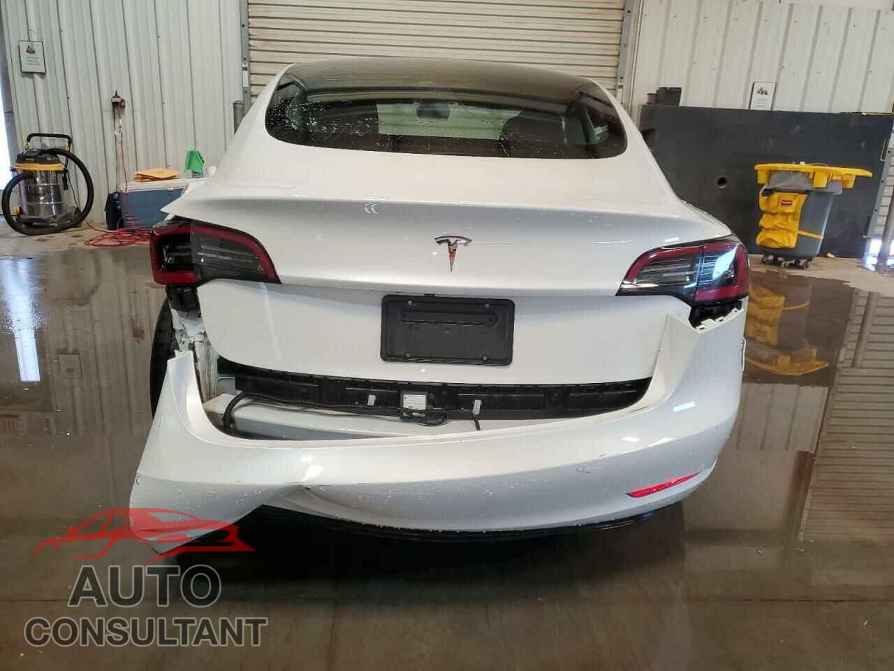 TESLA MODEL 3 2022 - 5YJ3E1EA7NF369131