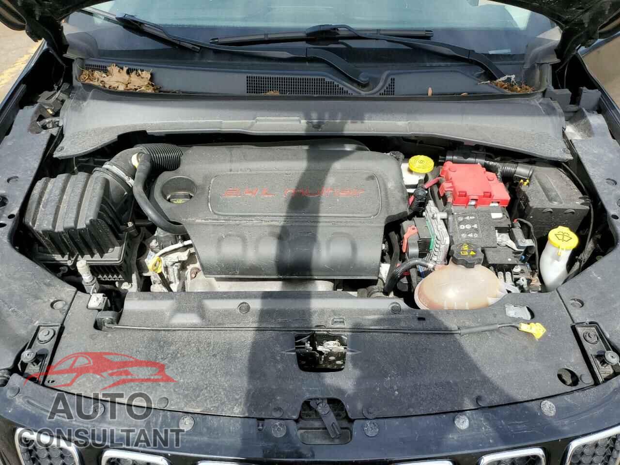 JEEP COMPASS 2019 - 3C4NJDBB8KT656882