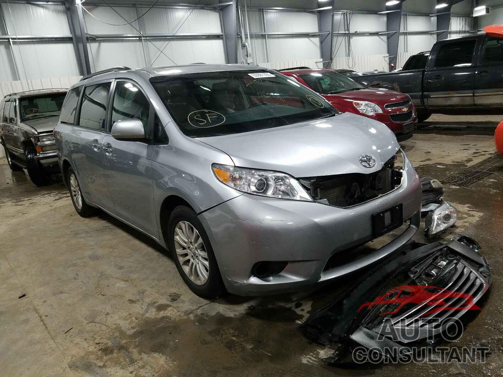 TOYOTA SIENNA 2017 - 5TDYZ3DC4HS772024