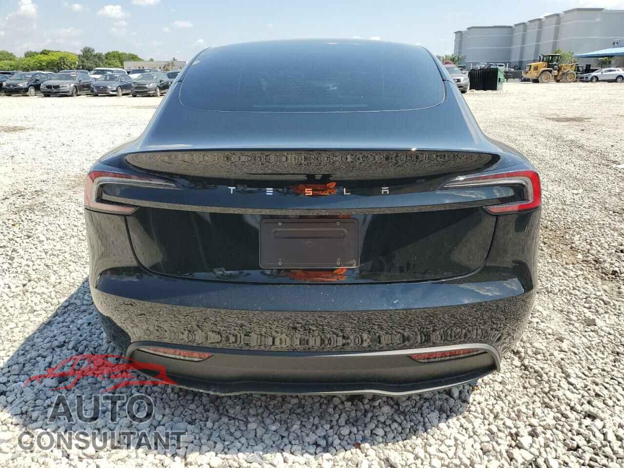 TESLA MODEL 3 2024 - 5YJ3E1EA6RF718348