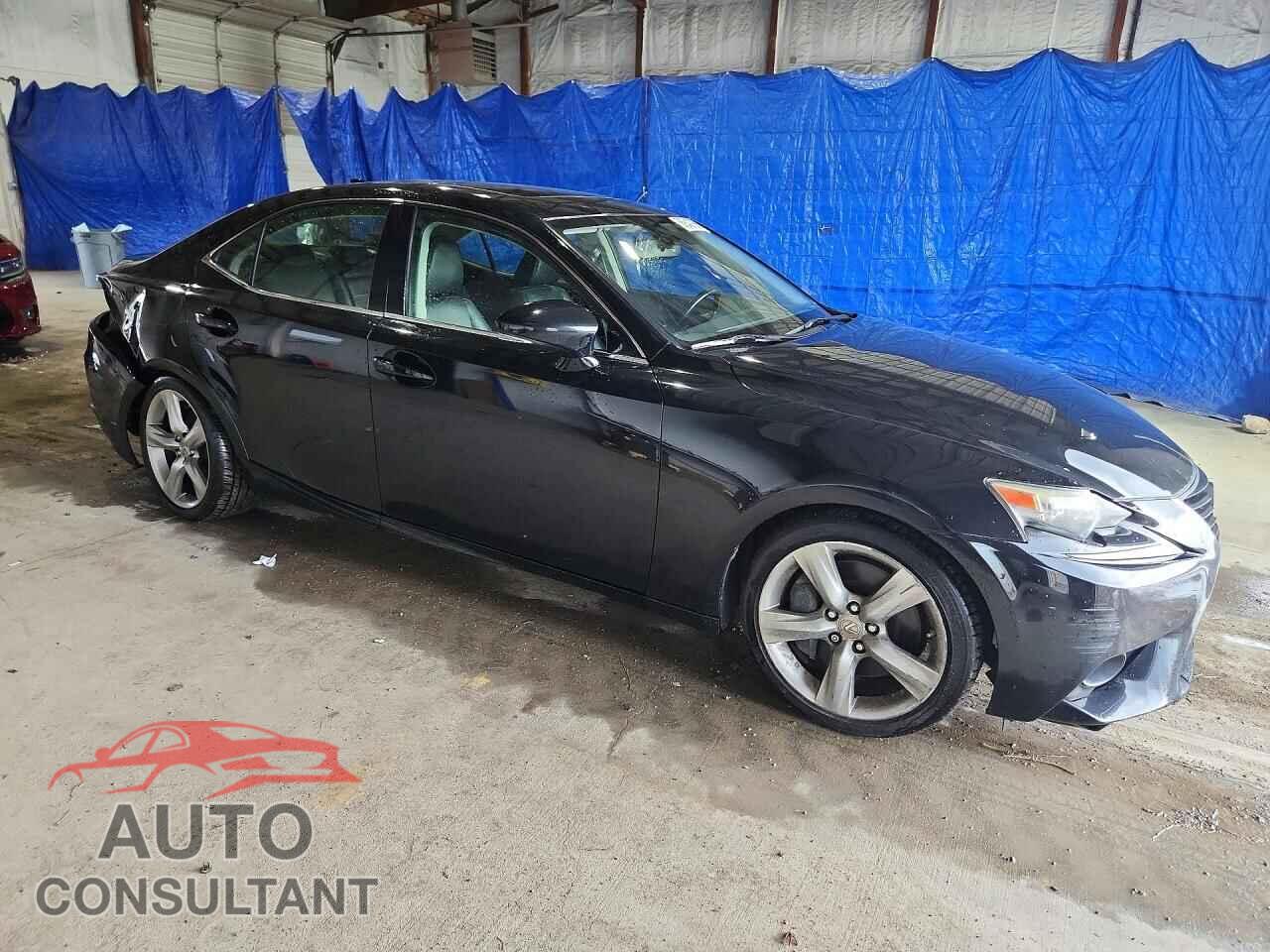 LEXUS IS 2014 - JTHCE1D24E5001175