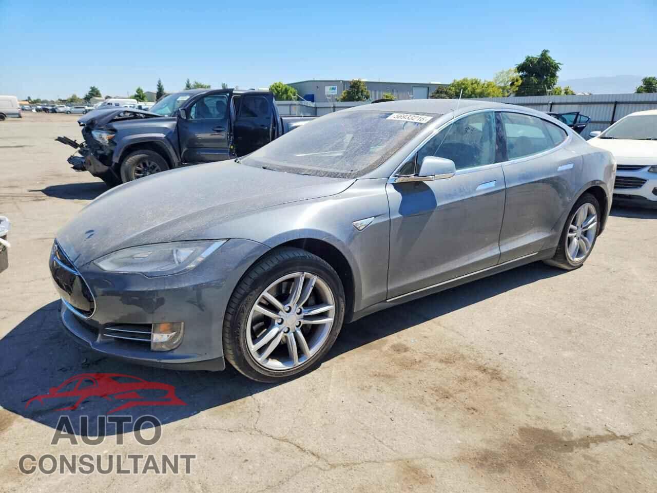 TESLA MODEL S 2013 - 5YJSA1DNXDFP05607