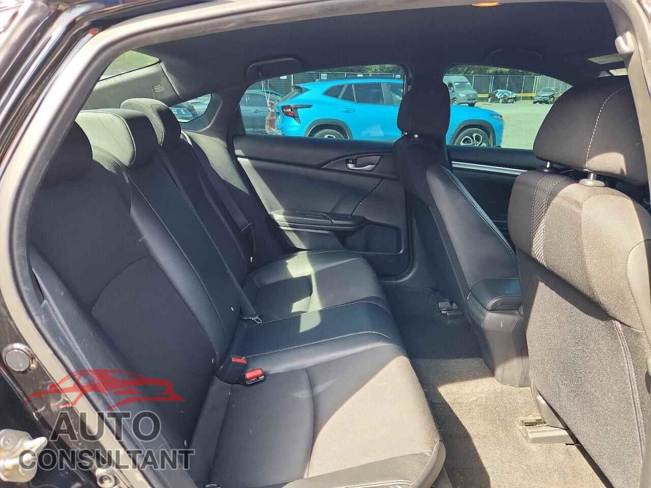 HONDA CIVIC 2019 - 2HGFC2F81KH555260