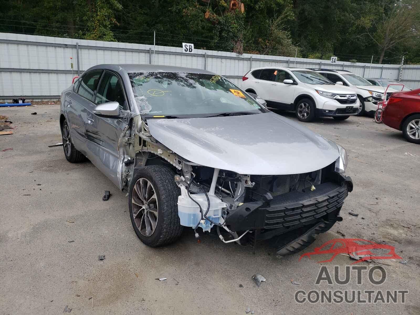 TOYOTA AVALON 2018 - 4T1BK1EB8JU286625