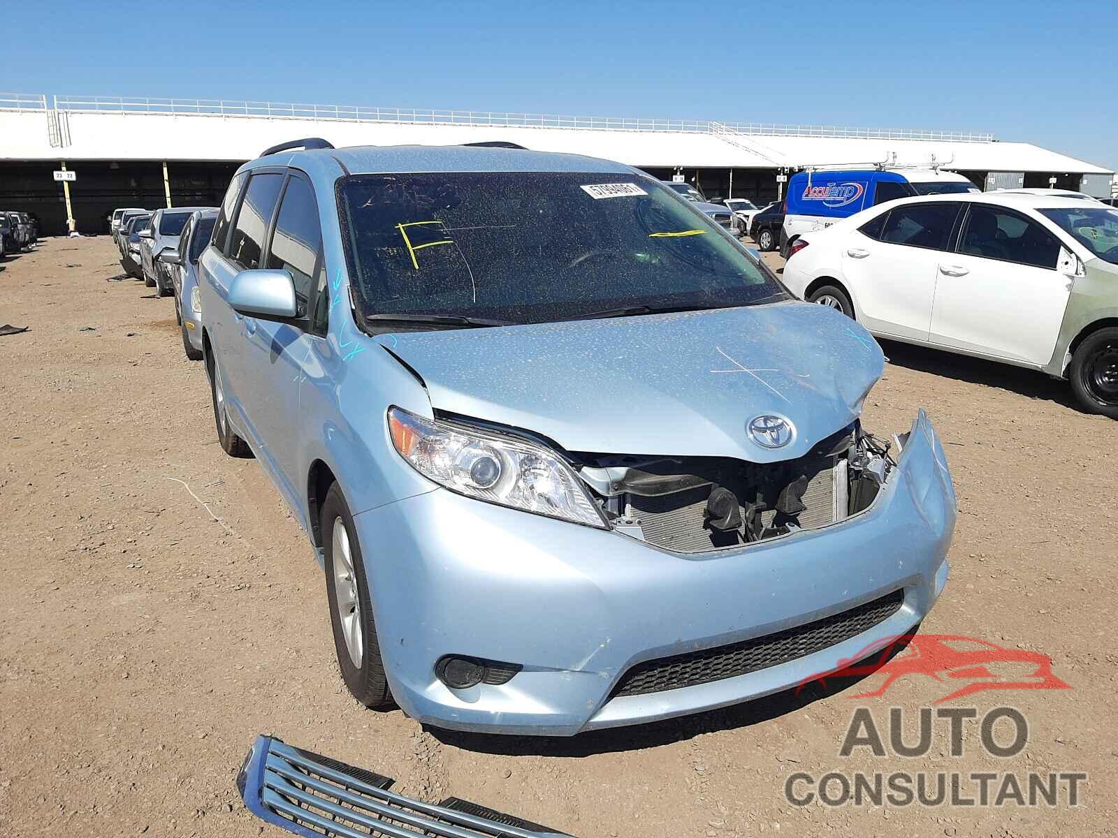 TOYOTA SIENNA 2017 - 5TDKZ3DCXHS891797