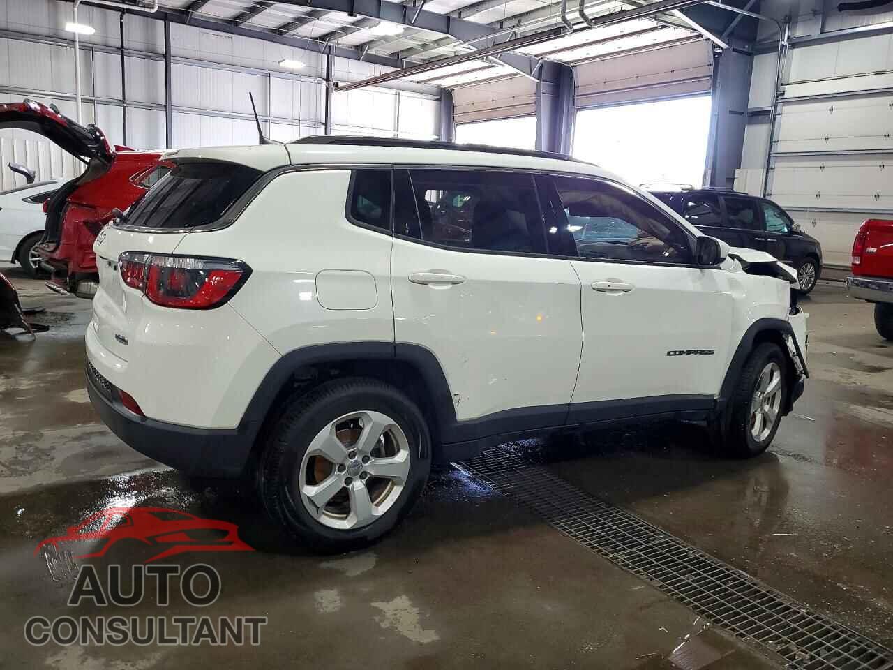 JEEP COMPASS 2017 - 3C4NJDBB9HT646774