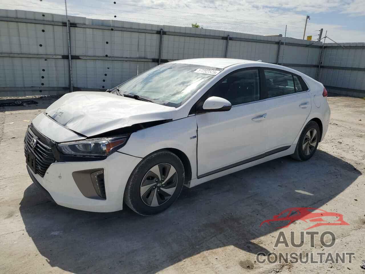 HYUNDAI IONIQ 2017 - KMHC75LC3HU048958