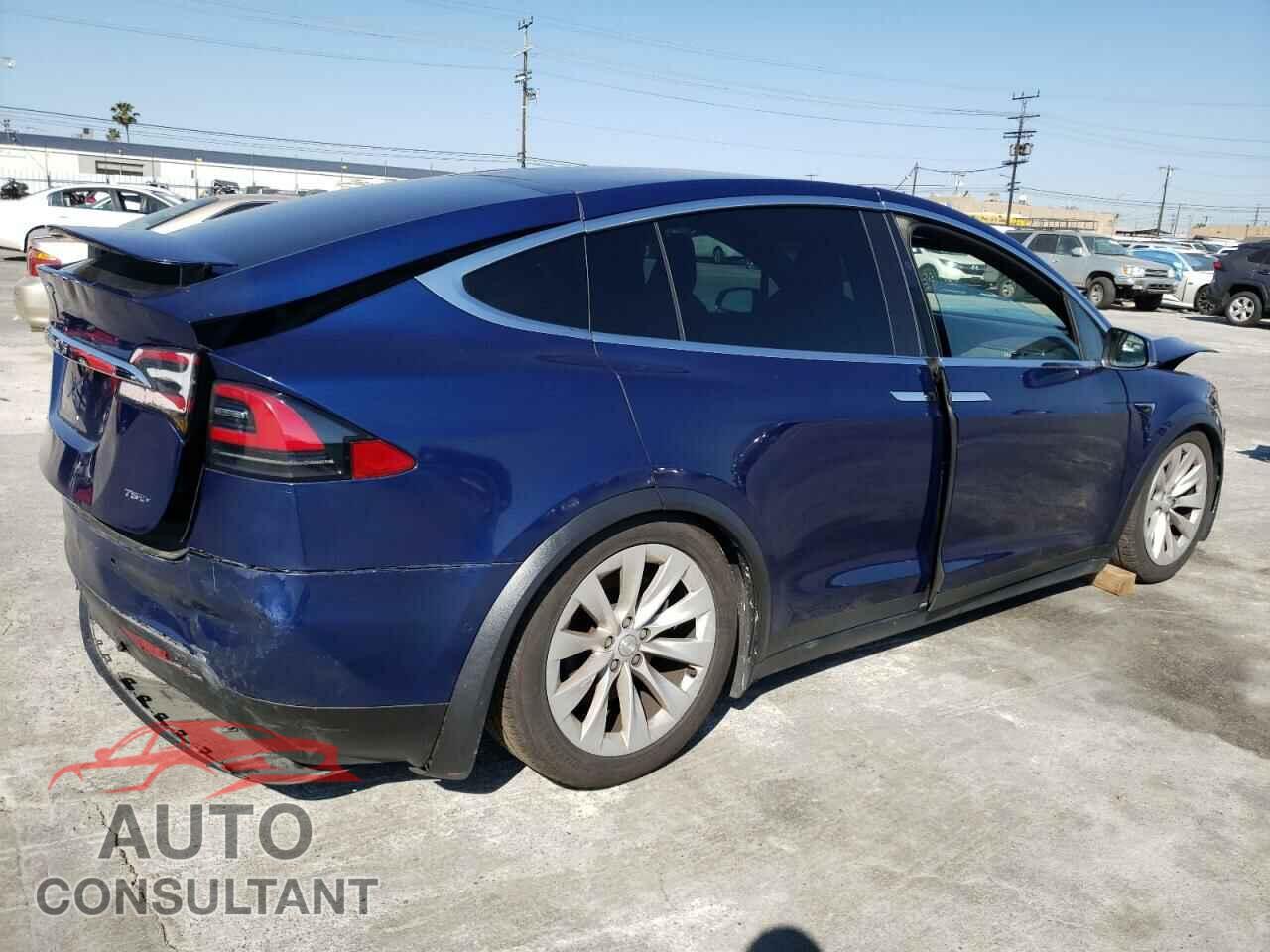 TESLA MODEL X 2017 - 5YJXCDE26HF045674