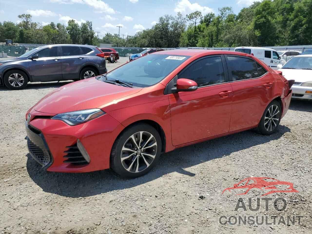 TOYOTA COROLLA 2018 - 5YFBURHE0JP828395