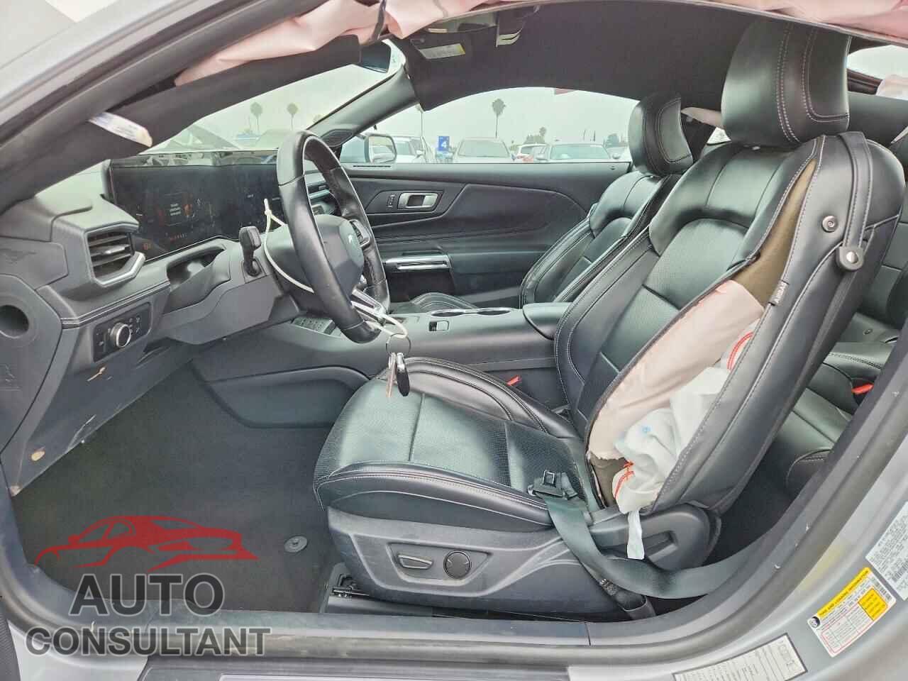 FORD MUSTANG 2024 - 1FA6P8TH7R5113231