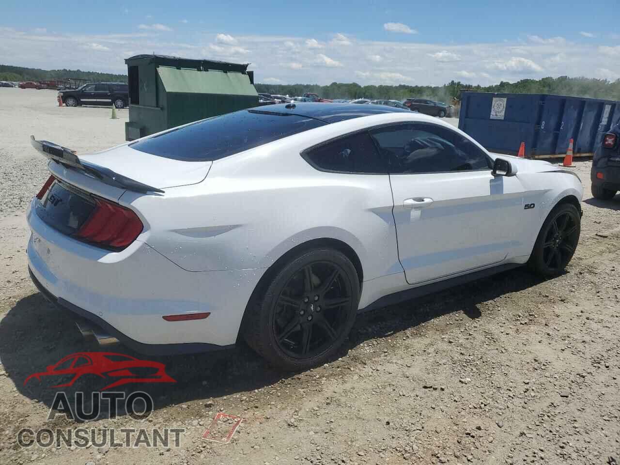 FORD MUSTANG 2018 - 1FA6P8CF6J5176145