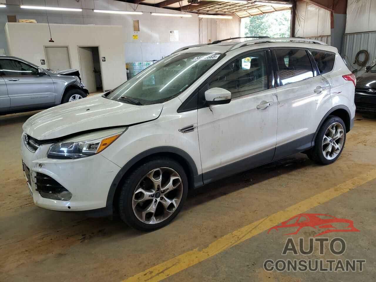 FORD ESCAPE 2016 - 1FMCU0J90GUB29840