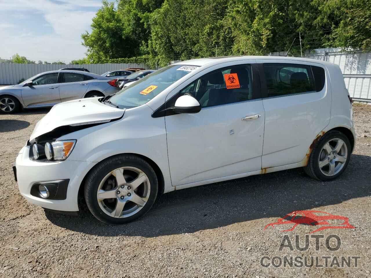 CHEVROLET SONIC 2012 - 1G1JC6SH1C4126763