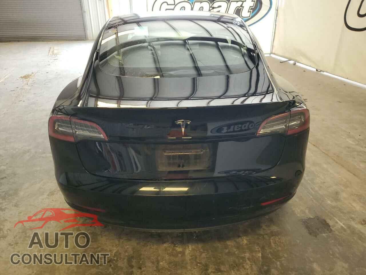 TESLA MODEL 3 2022 - 5YJ3E1EA2NF371725