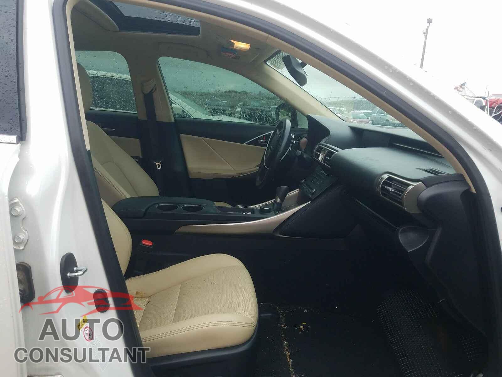 LEXUS IS 2016 - JTHBA1D29G5022033