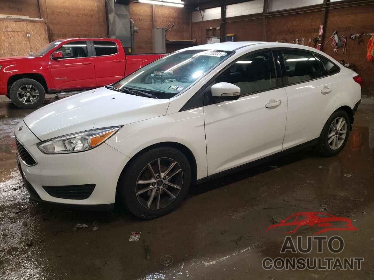 FORD FOCUS 2017 - 1FADP3F25HL232679