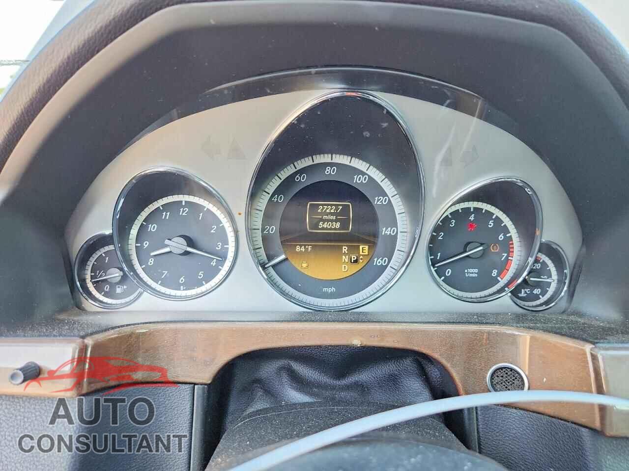 MERCEDES-BENZ E-CLASS 2012 - WDDHF5KBXCA570489