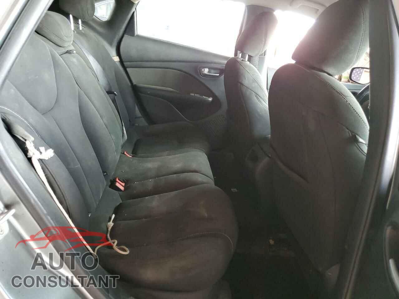DODGE DART 2013 - 1C3CDFBA3DD302847