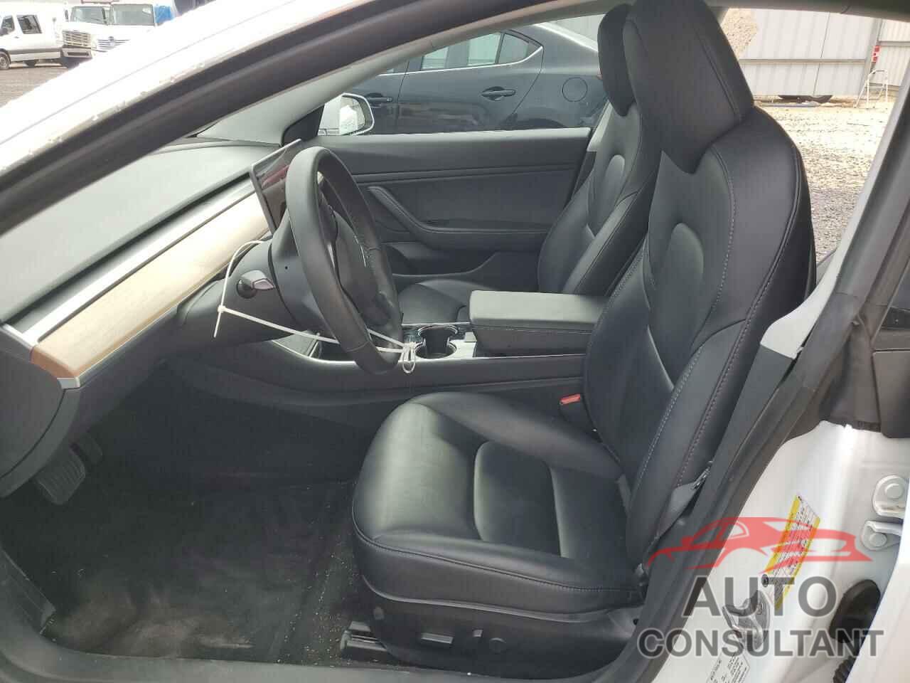 TESLA MODEL 3 2019 - 5YJ3E1EA6KF483813
