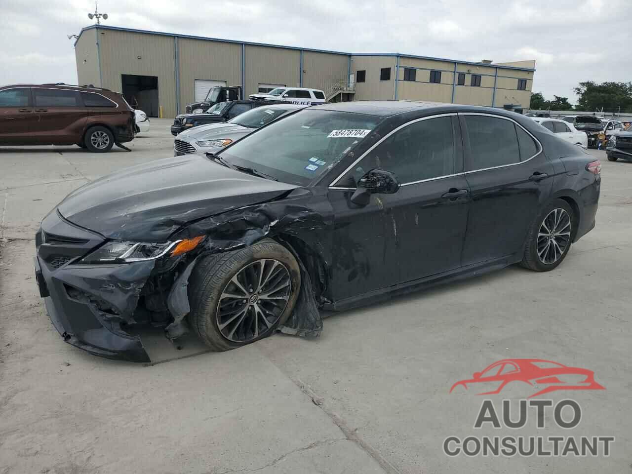 TOYOTA CAMRY 2018 - JTNB11HKXJ3051034
