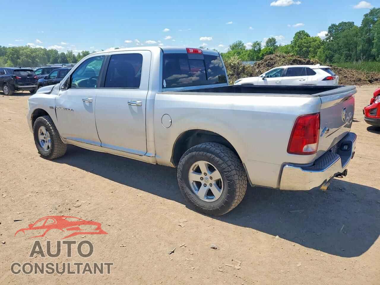DODGE RAM 1500 2012 - 1C6RD7LT9CS163191