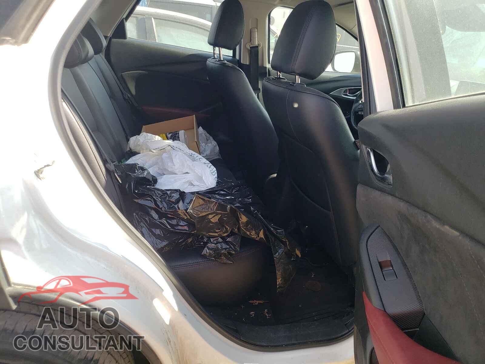 MAZDA CX-3 2017 - JM1DKFD73H0156812
